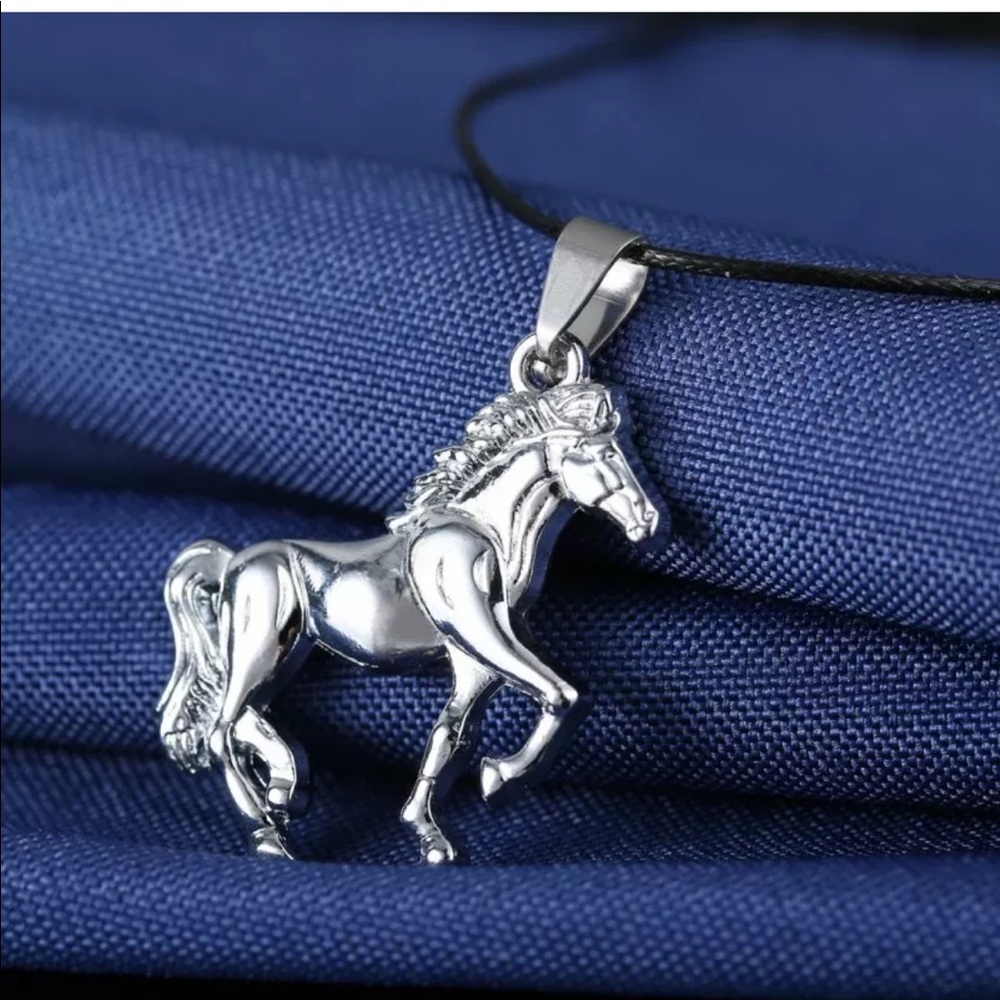 Stainless Steel Horse Animal Chain men’s Necklace - Picture 3 of 5
